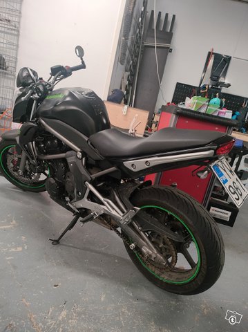 Kawasaki ER6N 2