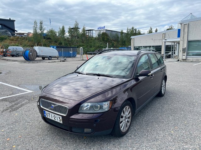 Volvo V50