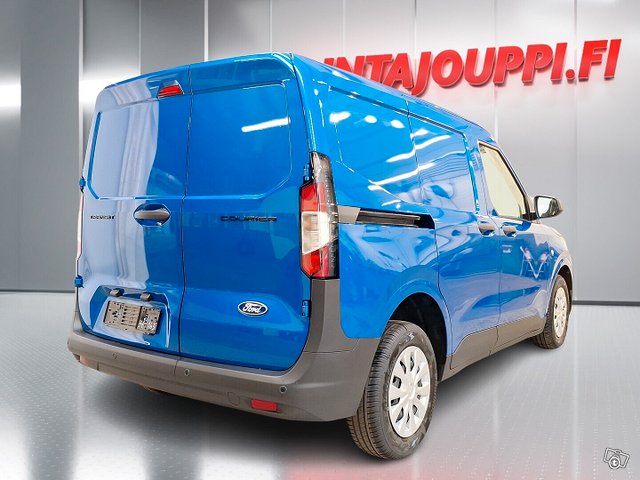 Ford Transit Courier 2