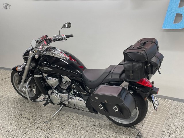 Suzuki INTRUDER 9