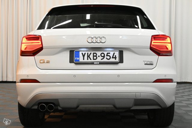 Audi Q2 5