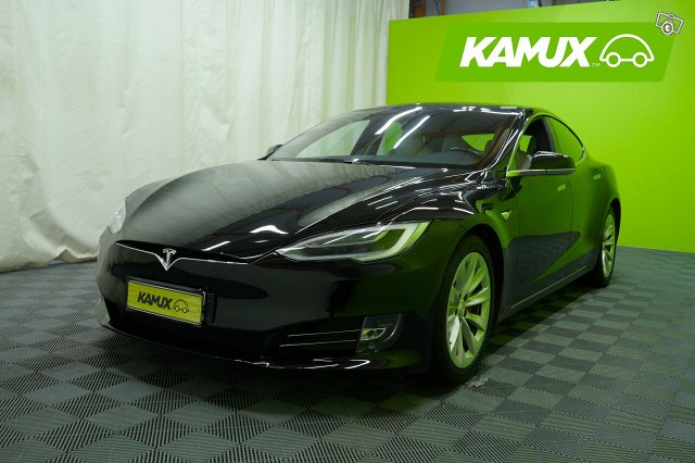 Tesla Model S 6