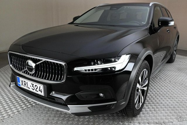 Volvo V90 Cross Country 14