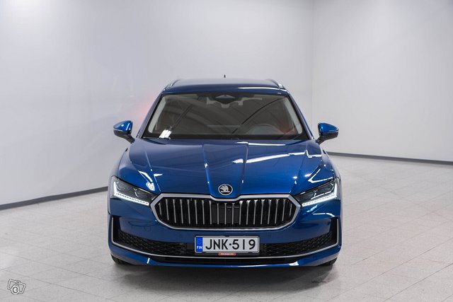 Skoda SUPERB 2