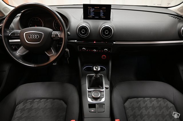 Audi A3 11