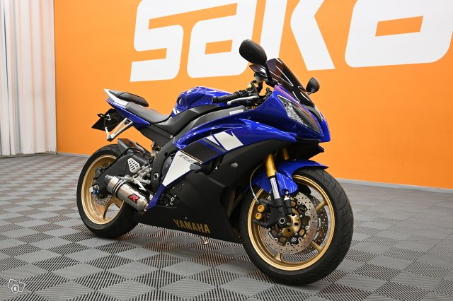 Yamaha YZF-R6 2