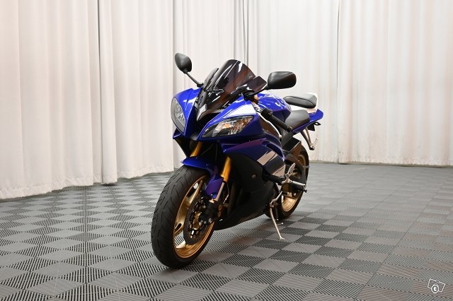 Yamaha YZF-R6 3