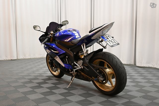 Yamaha YZF-R6 5