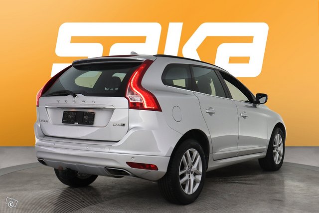 Volvo XC60 8