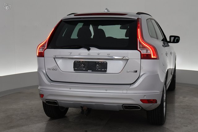 Volvo XC60 10