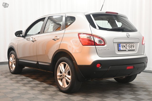 Nissan Qashqai 5