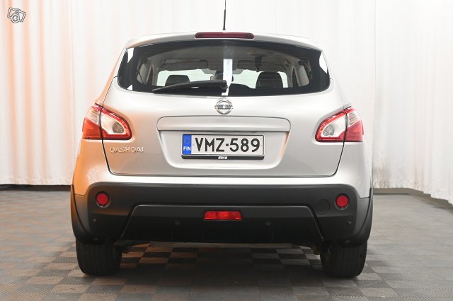 Nissan Qashqai 7