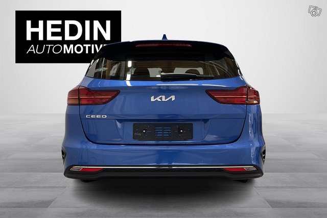 KIA CEED 4