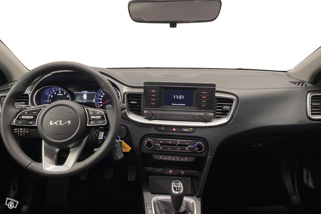 KIA CEED 8