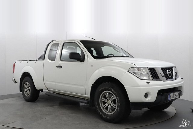 Nissan Navara 2