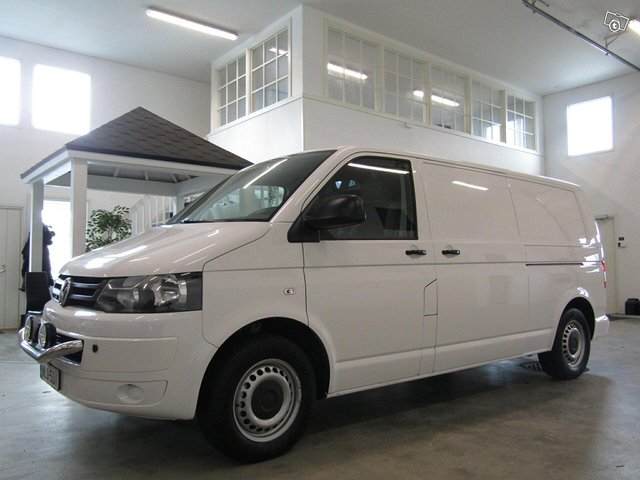 Volkswagen Transporter 9