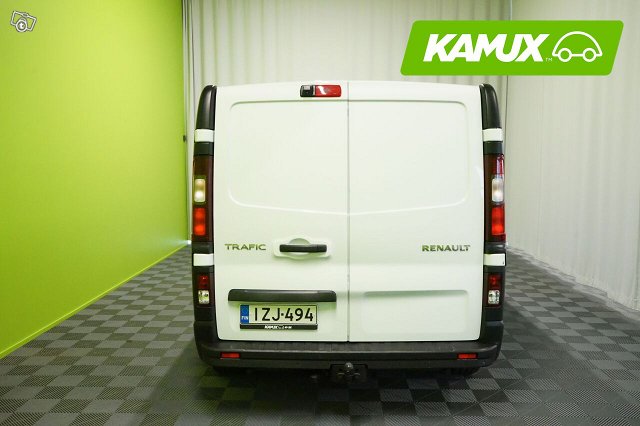 Renault Trafic 8