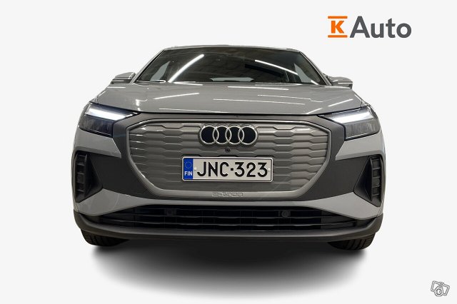 AUDI Q4 E-tron 4