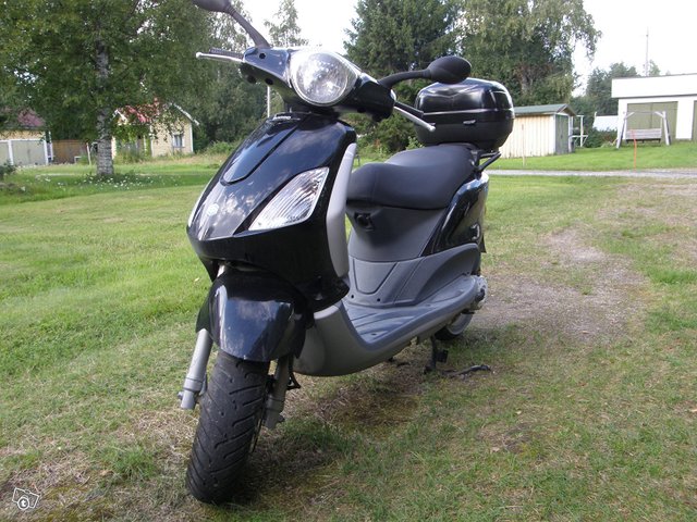 Piaggio Fly 50 1