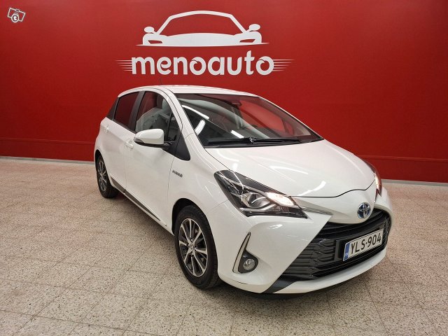 Toyota Yaris 1