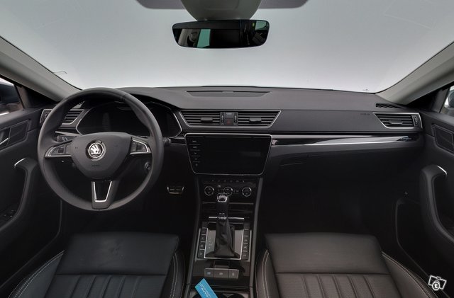 Skoda Superb 11