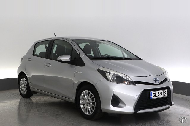 Toyota Yaris 7