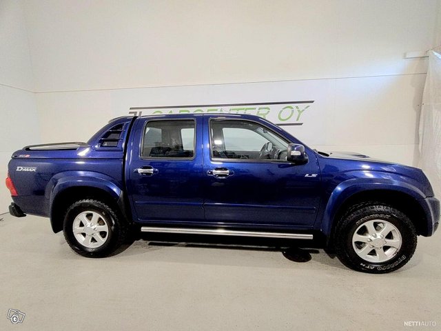 Isuzu D-Max 2