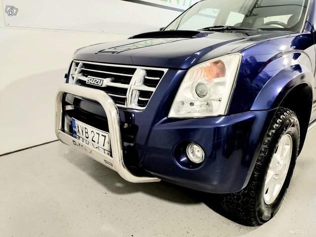 Isuzu D-Max 6