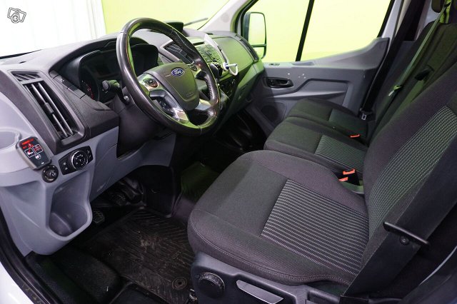 Ford Transit 13