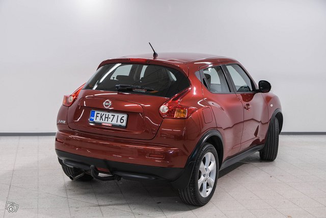 Nissan Juke 5