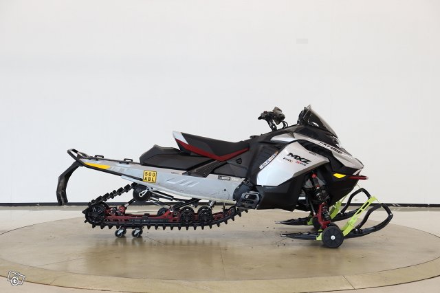 Ski-Doo MXZ 15