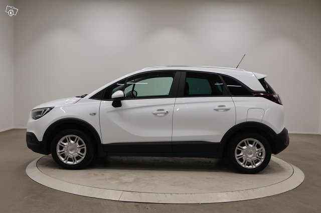 Opel Crossland X 8