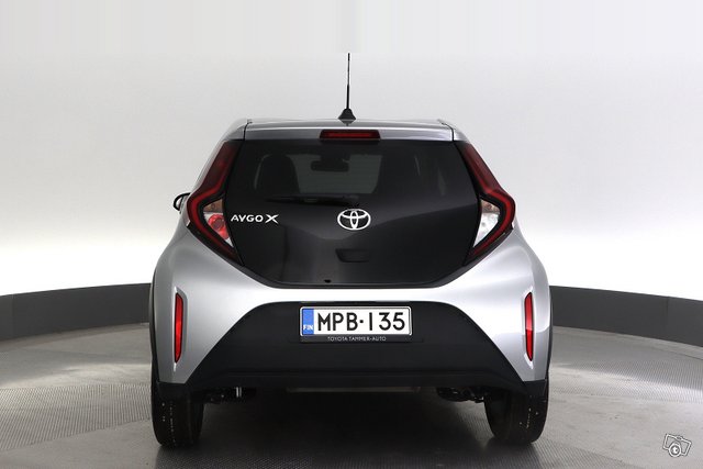 Toyota Aygo X 4