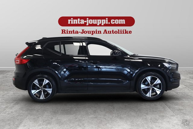 Volvo XC40 4