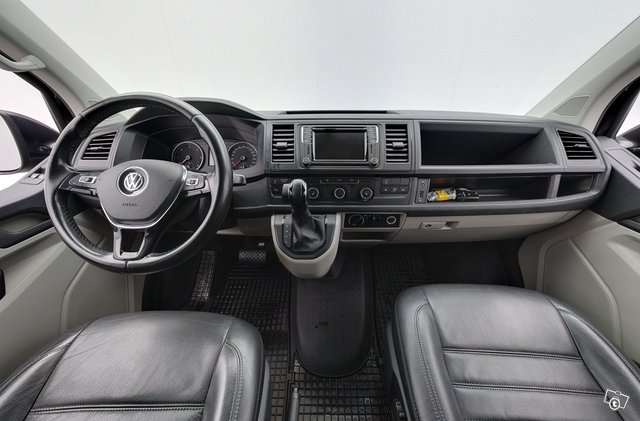 Volkswagen Transporter 11