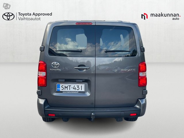 TOYOTA PROACE 4