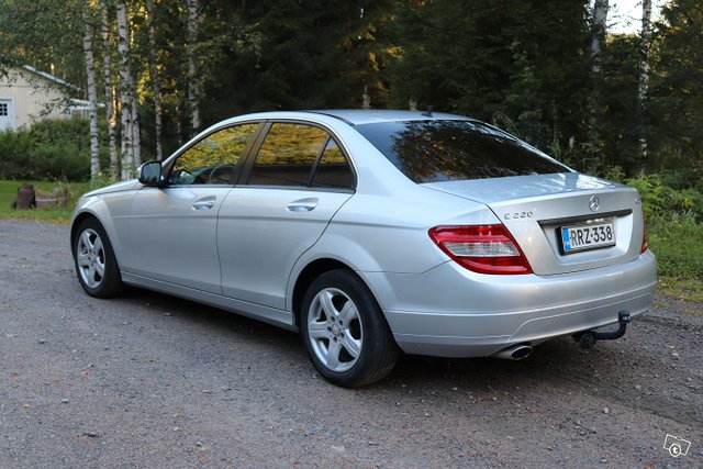 Mercedes-Benz C-sarja, kuva 1