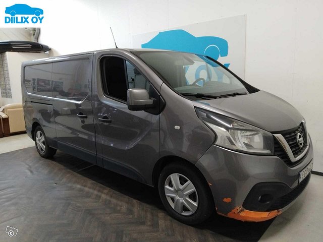 Nissan NV300