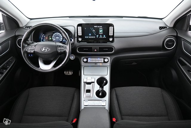 Hyundai KONA 18