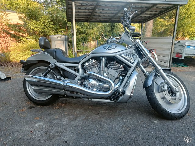 Harley-Davidson 1