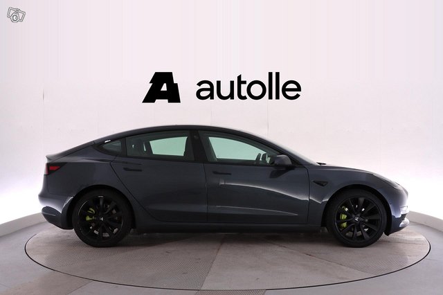 Tesla Model 3 2