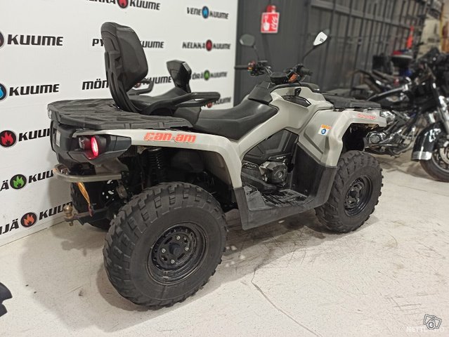 Can-Am Outlander Max 4