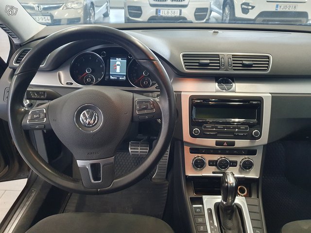 Volkswagen PASSAT 7