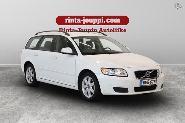 Volvo V50 3