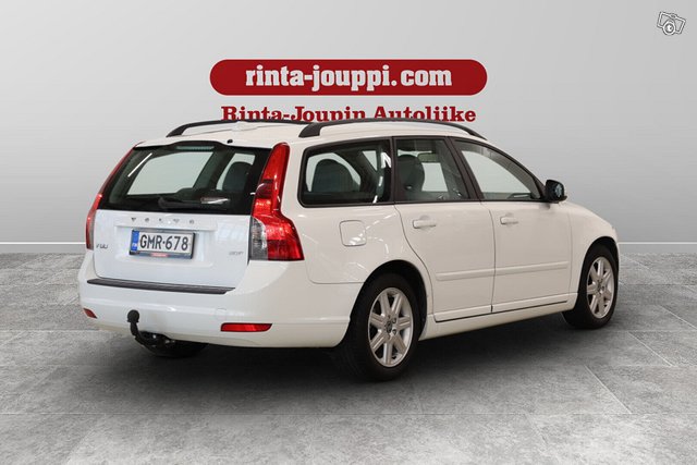 Volvo V50 5