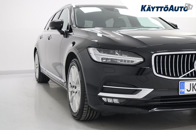 VOLVO V90 6