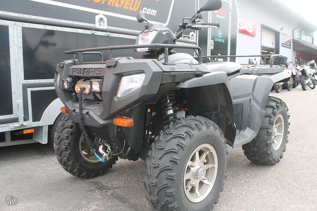 Polaris Sportsman 4