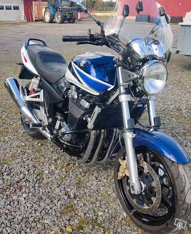 Suzuki GSX 1400 5