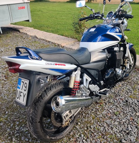 Suzuki GSX 1400 6