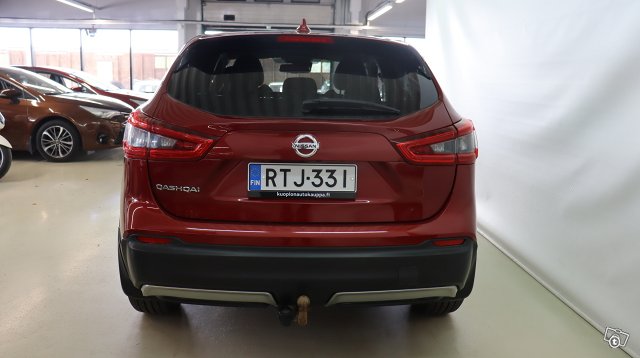 Nissan QASHQAI 4